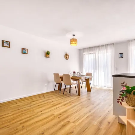 Stilvoll - Heimkino, Kochinsel, Parkplatz, Neubau & Mehr Scheyern