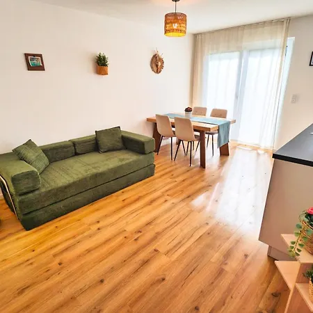 Appartement Stilvoll - Heimkino, Kochinsel, Parkplatz, Neubau & Mehr *
